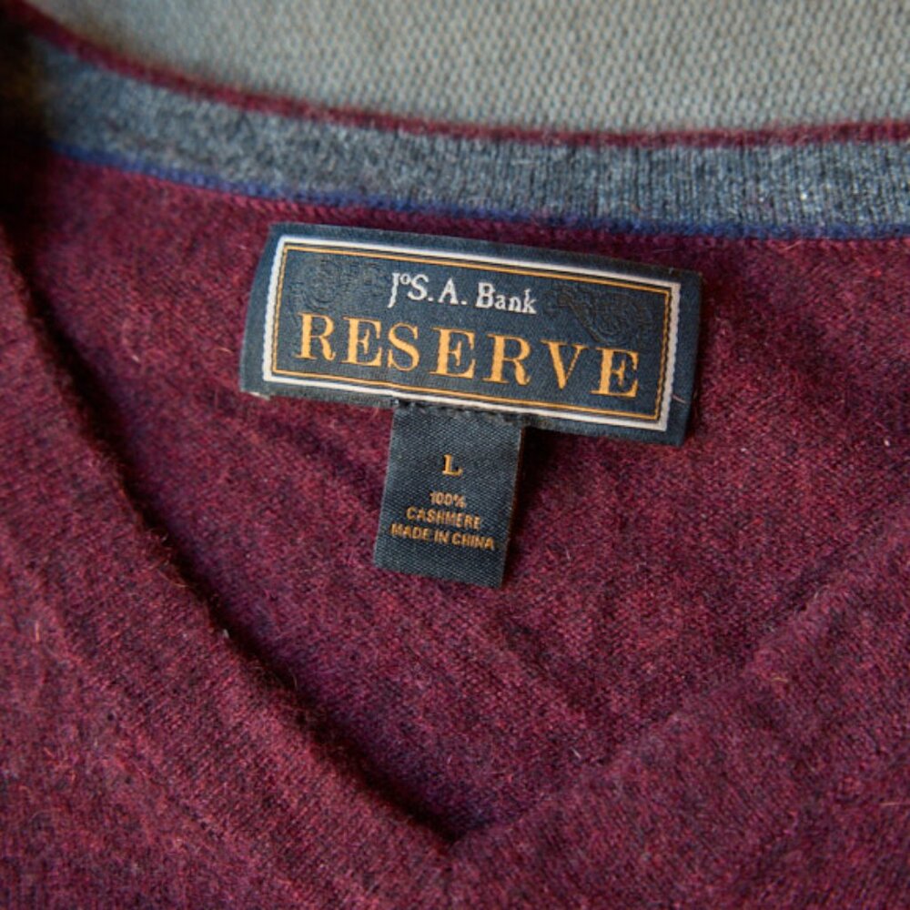 Jos A Bank Reserve Cashmere Maroon Sweater